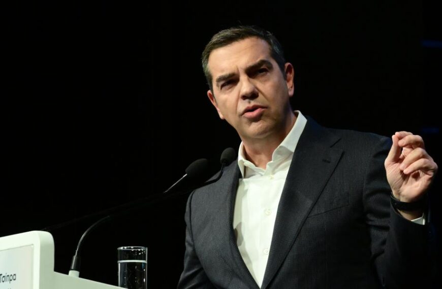 Αλέξης Τσίπρας: «Νέος πατριωτισμός απέναντι στην ολιγαρχία και την κλεπτοκρατία»