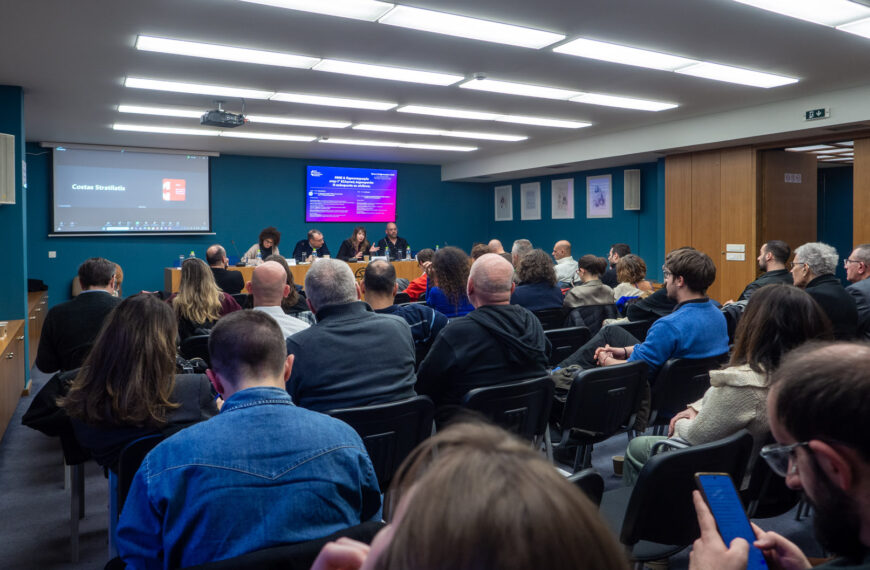 ΜΜΕ και δημοσιογραφία στην Γ’ Ελληνική Δημοκρατία: Η πολυφωνία σε κίνδυνο; (vid)