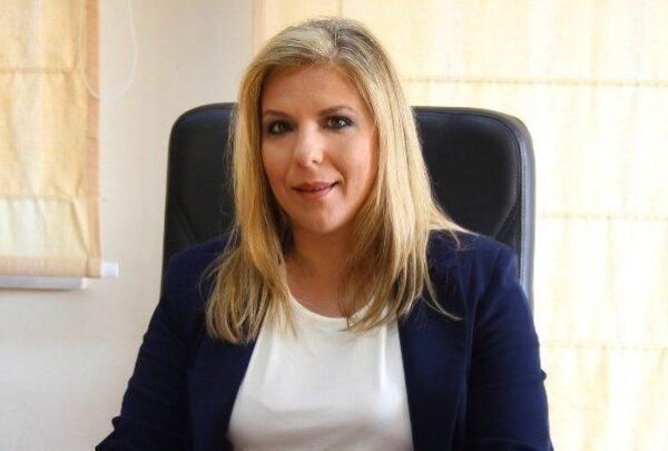 Συρεγγέλα: Η αντιπολίτευση επιδιώκει πολιτική αποσταθεροποίηση