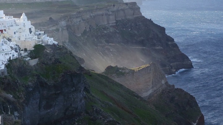 Συνεχίζεται ο «χορός των ρίχτερ» μεταξύ Σαντορίνης και Αμοργού – Στα 4,9&hellip;