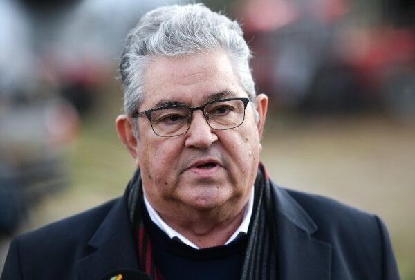 Επιμένει ο Δημήτρης Κουτσούμπας: «Drone κατευθύνθηκαν προς Σούδα» – Διάψευση Δένδια και πολιτική αντιπαράθεση