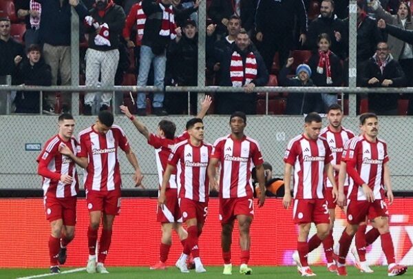 Ολυμπιακός: «Διέλυσε» την ΑΕΚ με 6-0