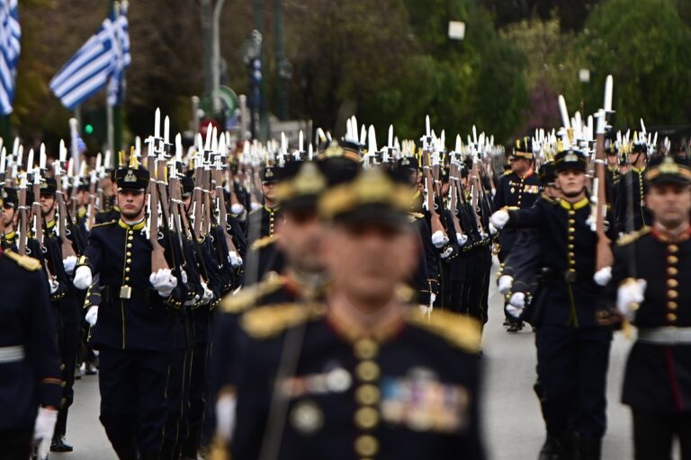 Οι αυξήσεις για τους ενστόλους