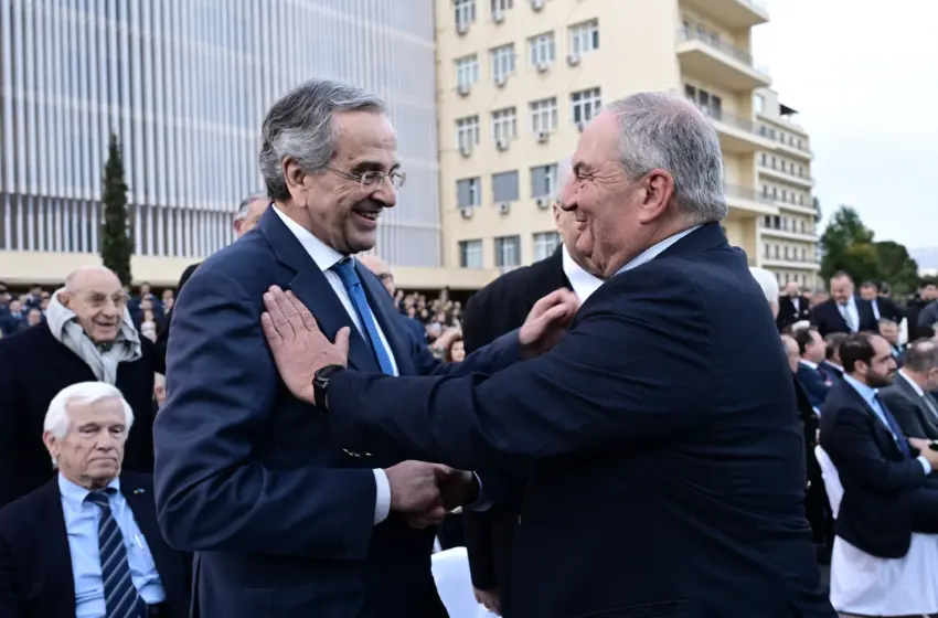 Καραμανλής, Σαμαράς, Παυλόπουλος στην τελετή αποκαλυπτηρίων της “Κιβωτού Εθνικής Μνήμης”