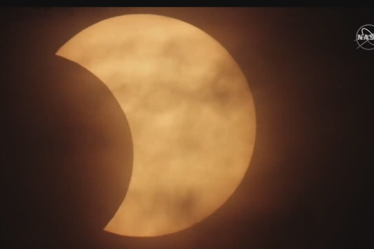 Μερική έκλειψη Ηλίου: Πού θα είναι ορατή 