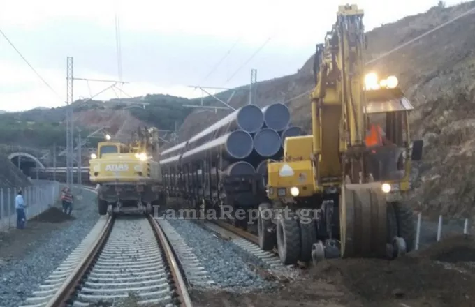 ΟΣΕ: Καθίζηση στη γραμμή του τρένου στην έξοδο της μεγάλης σήραγγας της Όθρυος