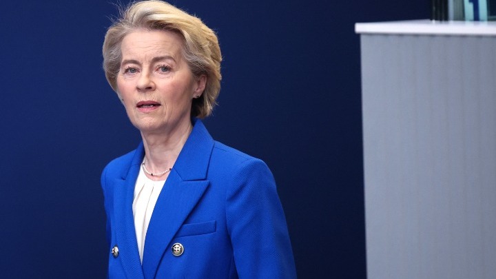 Ούρσουλα φον ντερ Λάιεν: Σχέδιο 800 δισ. ευρώ για την ενίσχυση της&hellip;