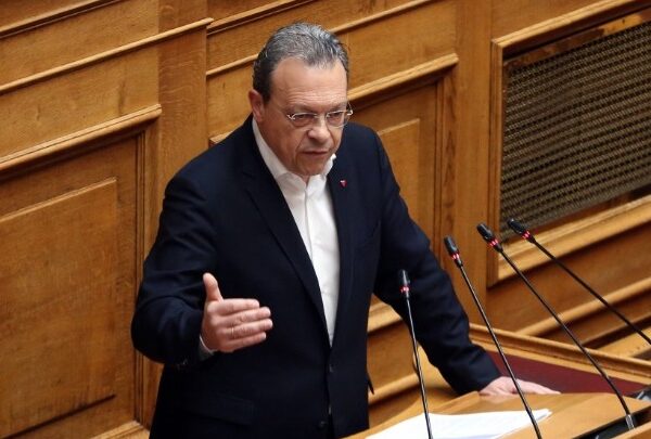 Φάμελλος στον Σκέρτσο: Εδώ έχετε έρθει να απολογηθείτε – Δέχεστε άρση απορρήτου&hellip;