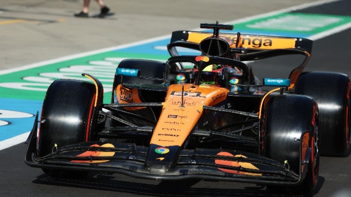 Poleman στη Σαγκάη ο Πιάστρι