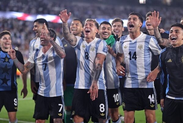 Η Αργεντινή προκρίθηκε στο Μουντιάλ 2026 με «τεσσάρα» επί της “Σελεσάο”