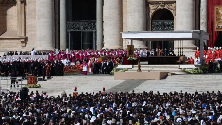 Ύστατο χαίρε στον πάπα Φραγκίσκο