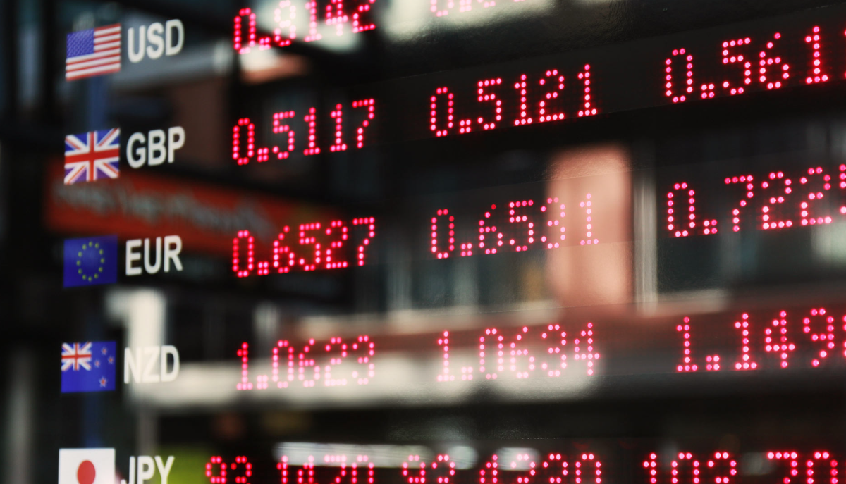 Υποψίες ότι ο αμερικανός πρόεδρος Τραμπ χειραγώγησε παρανόμως το χρηματιστήριο με όπλο τους&hellip;