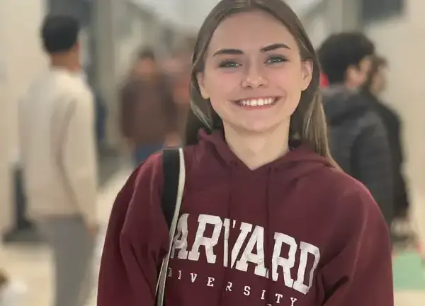 Από τη φυλακή του Τέξας στο Harvard: Η απίστευτη πορεία της Aurora&hellip;