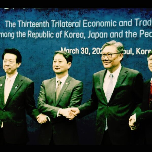 Ο Τραμπ χάνει τον οικονομικό πόλεμο από τα… αποδυτήρια; – Το «τείχος»&hellip;