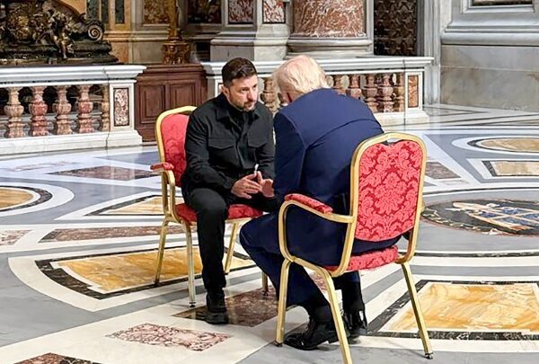 Bild: Κατ’ ιδίαν συνάντηση Τραμπ–Ζελένσκι πριν τις συνομιλίες με τους Ευρωπαίους