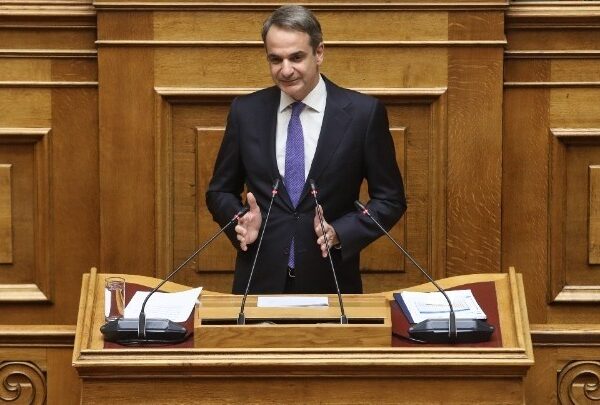 Εξοπλιστικά: Ο πρωθυπουργός ενημερώνει σήμερα τη Βουλή
