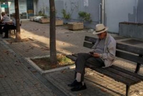 Η μακροχρόνια έκθεση στην ατμοσφαιρική ρύπανση μπορεί να βλάψει την υγεία του εγκεφάλου των ηλικιωμένων