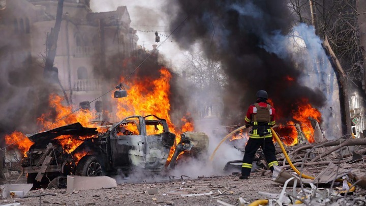 Ουκρανία: 32 νεκροί και περισσότεροι από 80 τραυματίες από τη ρωσική επίθεση&hellip;