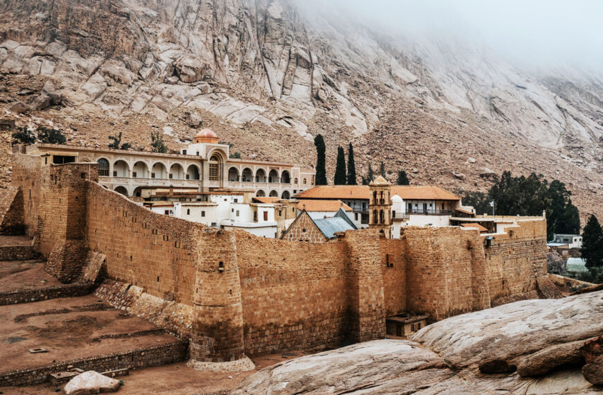 Η Αγία Αικατερίνη του Σινά ως …ατραξιόν;