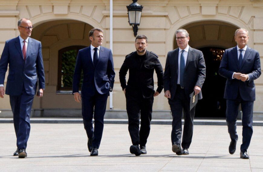 Οι χώρες της ΕΕ ενέκριναν το 17ο πακέτο κυρώσεων στη Ρωσία