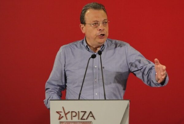 Φάμελλος για την επανεκκίνηση του ΣΥΡΙΖΑ: Προαγγελία καταστατικών αλλαγών