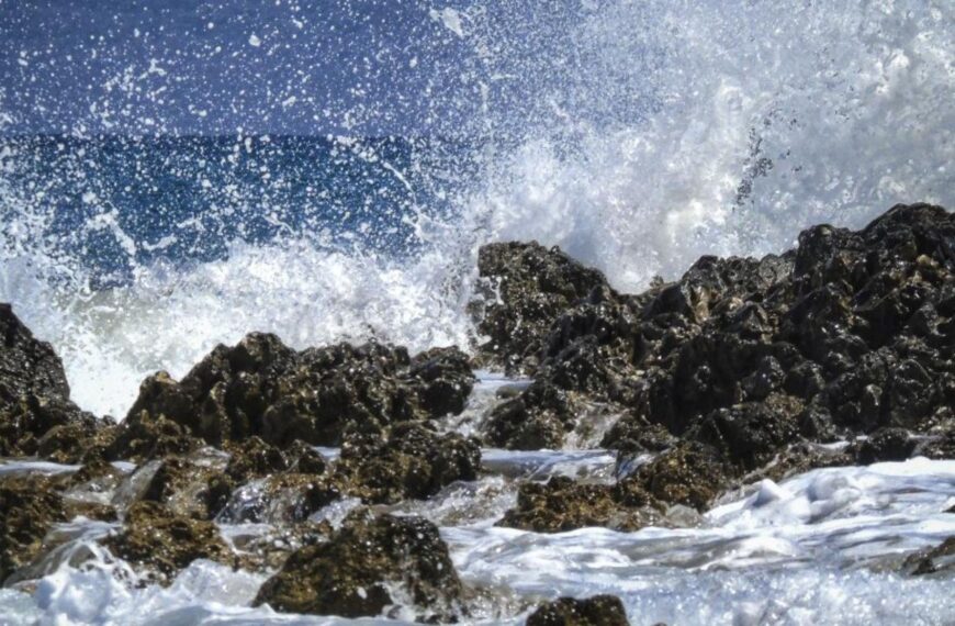 Κύματα έλξης: Η αόρατη απειλή των ελληνικών θαλασσών