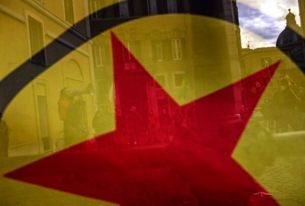 Το PKK ανακοινώνει τη διάλυσή του μετά από τέσσερις δεκαετίες ένοπλης σύγκρουσης&hellip;