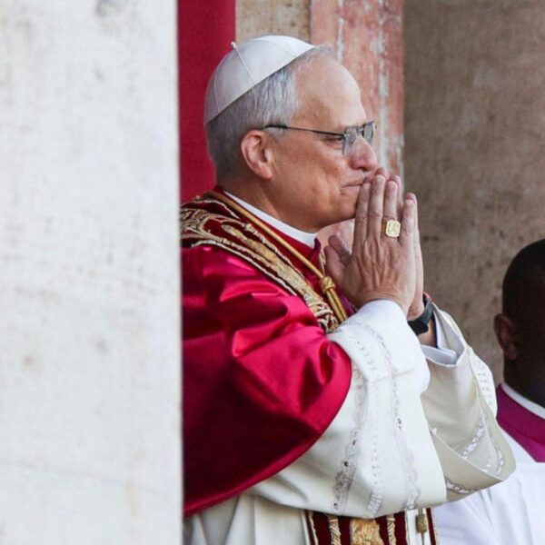 Πάπας Λέων ΙΔ’: Η κληρονομιά και οι προκλήσεις που αναλαμβάνει