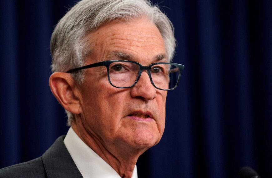 Ο Τραμπ ασκεί και πάλι πιέσεις στον Πάουελ για μείωση επιτοκίων εν&hellip;