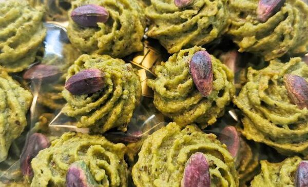 Ricci al Pistacchio: Το γλυκό από τη Σικελία που προηγείται μερικούς αιώνες&hellip;
