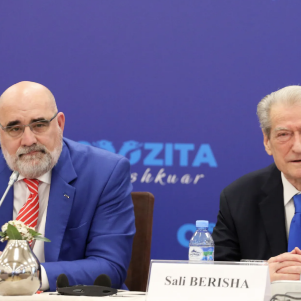 Αλβανία: O «στρατηγός» του Τραμπ στο πλευρό του Μπερίσα για την ανατροπή&hellip;