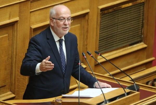 Σφοδρή πολιτική αντιπαράθεση στη Βουλή μεταξύ Φλωρίδη και αντιπολίτευσης – «Δυναμιτίζετε τη&hellip;