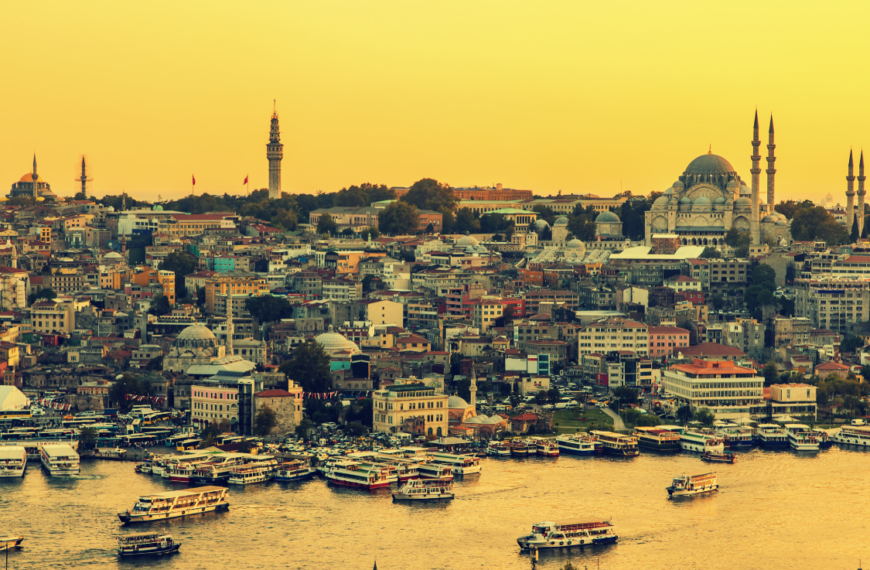 Διπλωματικός πυρετός για το Ουκρανικό: Όλοι οι δρόμοι οδηγούν στην Πόλη;