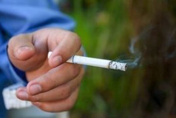 ΠΟΥ: Ο παγκόσμιος πόλεμος κατά του καπνίσματος και τα νέα μέτωπα