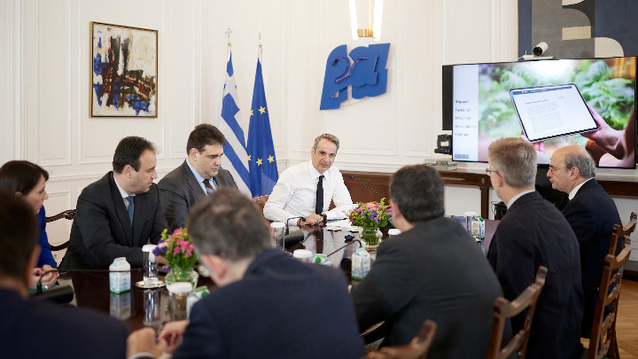 Ηλεκτρονική αξιολόγηση του Δημοσίου: Ερωτηματολόγιο στους πολίτες κάθε άνοιξη και κάθε φθινόπωρο