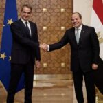 Τηλεφωνική επικοινωνία Μητσοτάκη – αλ Σίσι με φόντο την προσέγγιση Αιγύπτου – Τουρκίας