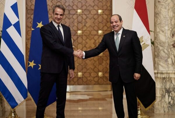 Τηλεφωνική επικοινωνία Μητσοτάκη – αλ Σίσι με φόντο την προσέγγιση Αιγύπτου – Τουρκίας