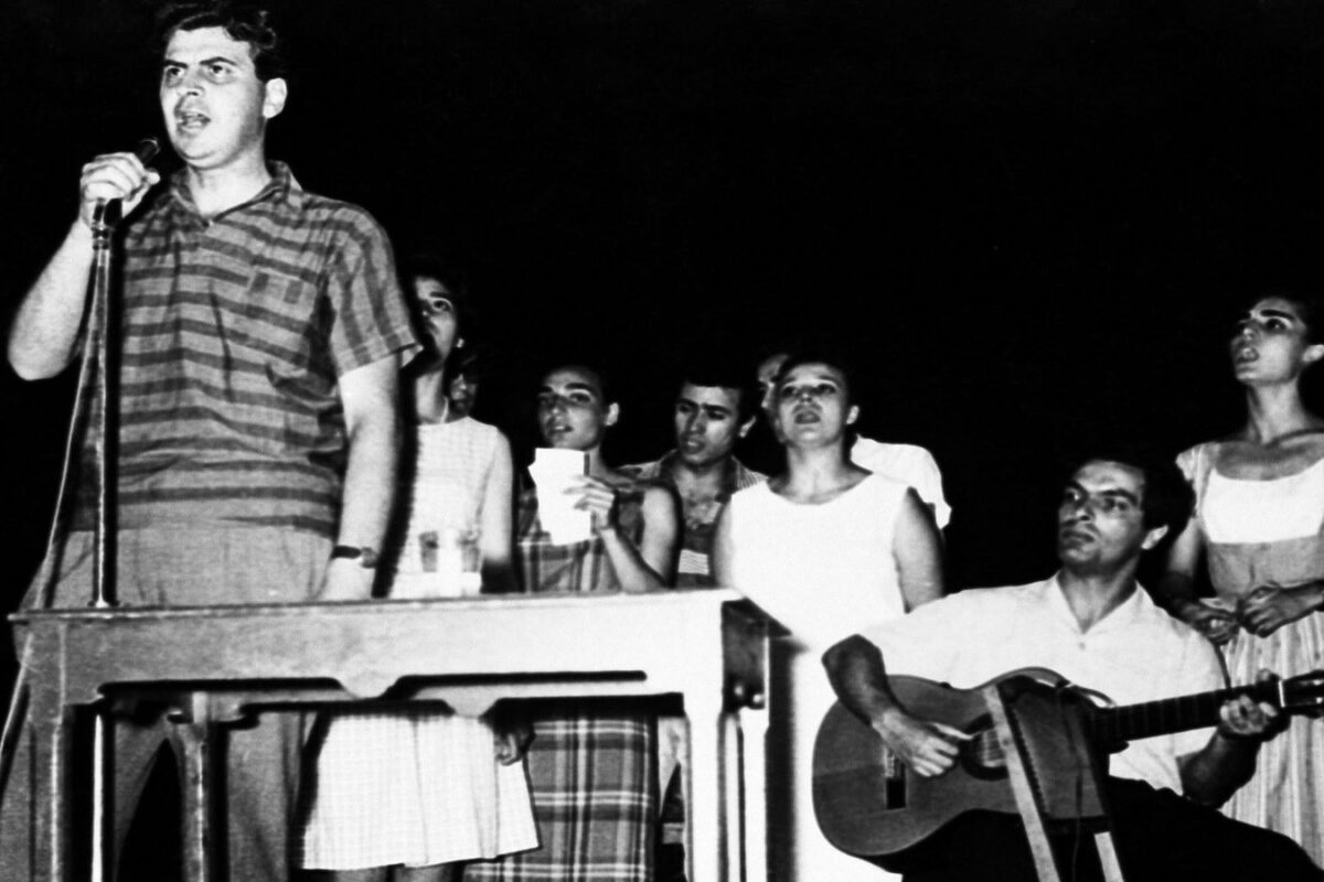 Κοντά σας όλη μου η ζωή: Μεγάλη συναυλία-αφιέρωμα για τα 100 χρόνια από&hellip;