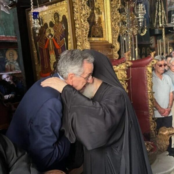 Σαμαράς στο Άγιον Όρος: Πνευματικό προσκύνημα με πολιτικά μηνύματα – «Πολλοί ρωτούν&hellip;