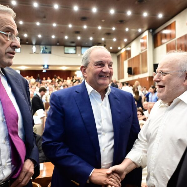 Νέα συνάντηση Καραμανλή – Σαμαρά στην Καλαμάτα και τα σινιάλα προς το&hellip;