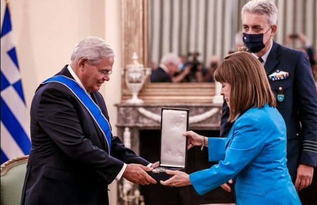 Μπομπ Μενέντεζ: Ο τιμημένος “φιλέλληνας” γερουσιαστής θα βρίσκεται στην Ομοσπονδιακή Φυλακή της Πενσυλβάνιας&hellip;