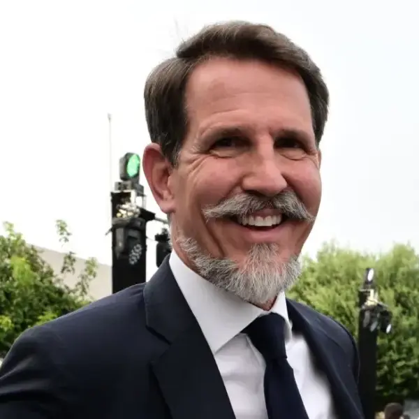 Στο ΣτΕ η υπόθεση για την ιθαγένεια και το επώνυμο «Ντε Γκρες»&hellip;