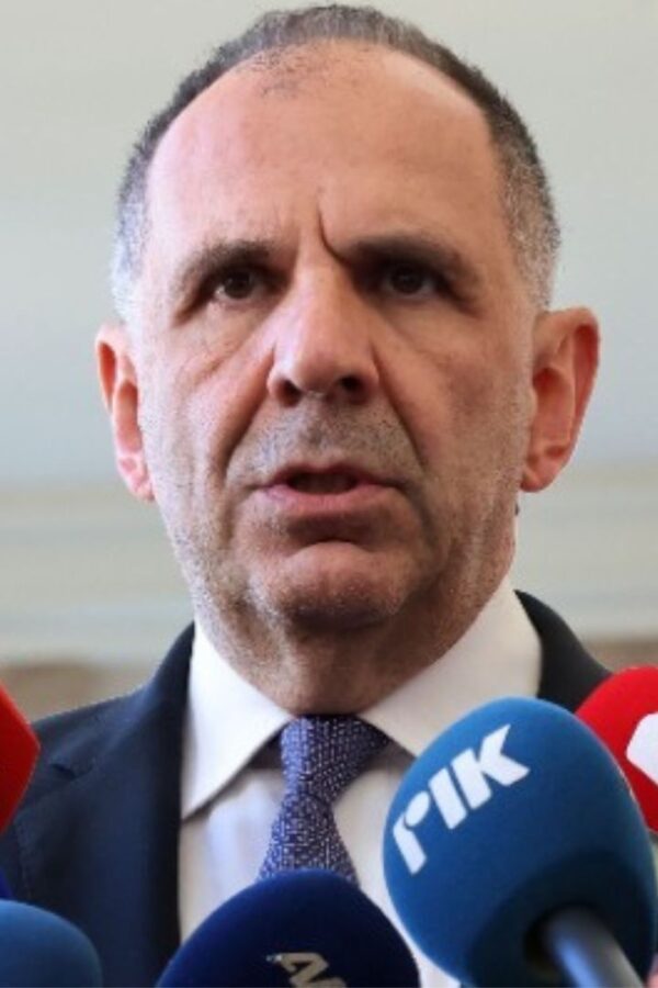 Γεραπετρίτης: Εντός του 2026 οι έρευνες και η πόντιση για την ηλεκτρική διασύνδεση Ελλάδας – Κύπρου