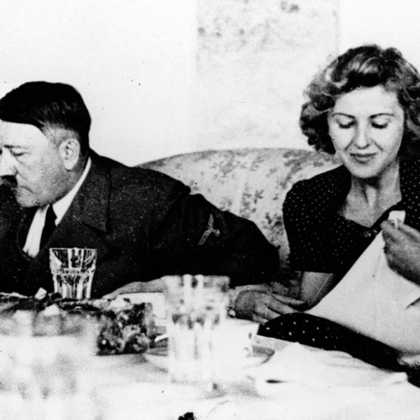 «Οι Γευσιγνώστριες»: Ένα ιστορικό δράμα ανάμεσα στον αγώνα επιβίωση και την ηθική&hellip;