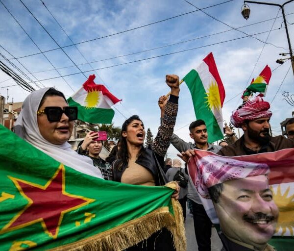 Σωτήρης Ρούσσος / Το Κουρδικό στην Αθήνα