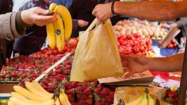 Λαϊκές αγορές σε κρίση: Μειώνεται ο τζίρος, αυξάνεται…
