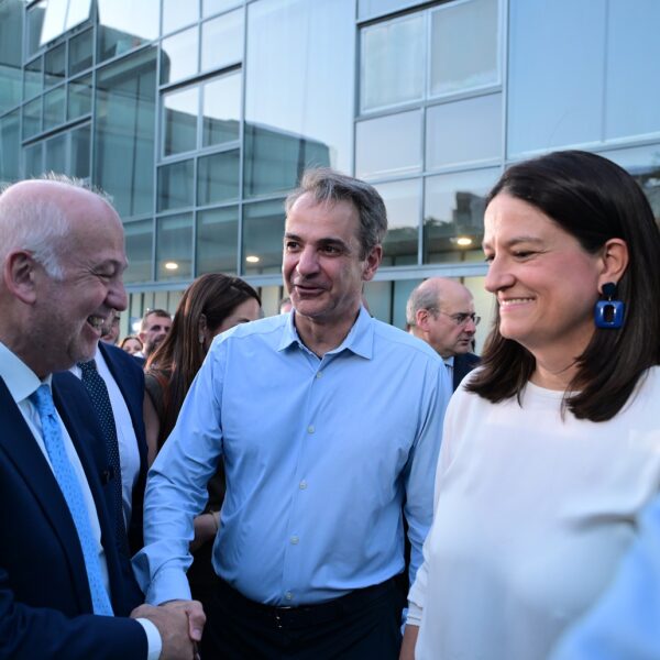 Μητσοτάκης: «Κάτι αλλάζει στην Ελλάδα – Η αγορά εργασίας γίνεται γέφυρα επιστροφής&hellip;