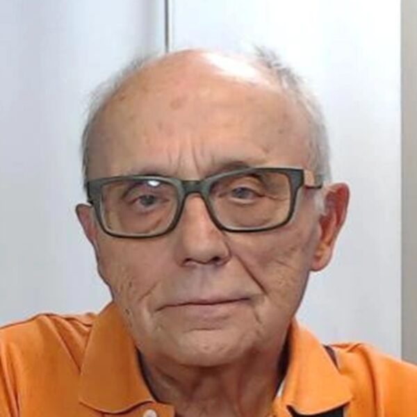 Πέθανε ο δημοσιογράφος Πέτρος Μακρής