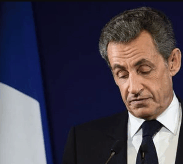 «Ένωση της Δεξιάς» στη Γαλλία: Η συμμαχία της Κεντροδεξιάς με την Άκρα&hellip;