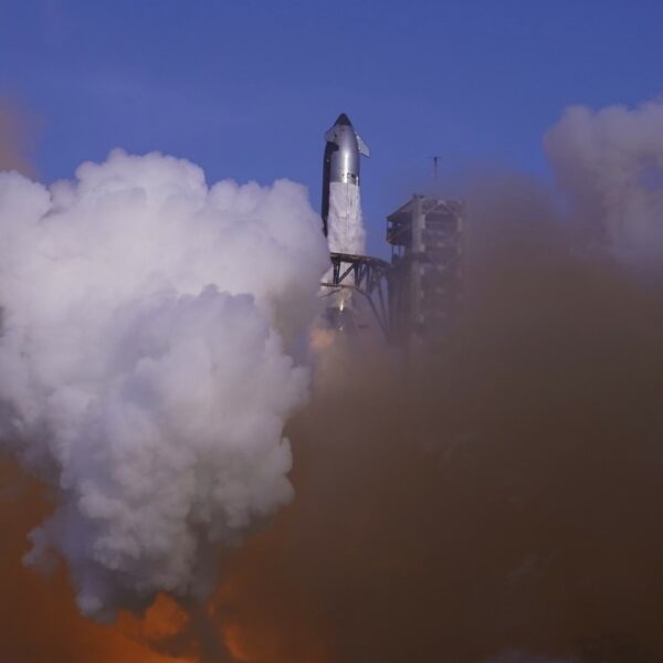 SpaceX: Έκρηξη του Starship στη διάρκεια δοκιμής στη Starbase του Τέξας